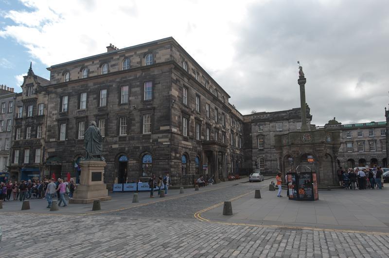 Parliament Sq Edimburgo Exterior foto
