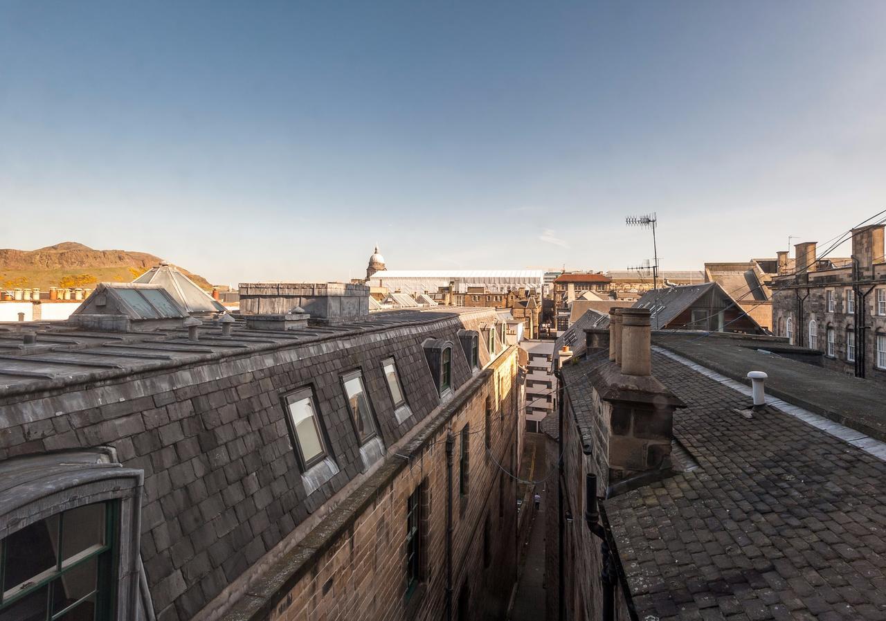 Parliament Sq Edimburgo Exterior foto